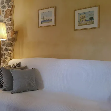 Agali. Tatil Evi Akhisar
